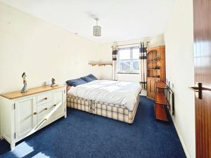 SPRINGFIELDS- click for photo gallery